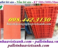 Pallet sân khấu 500x1000x50mm mặt liền màu cam