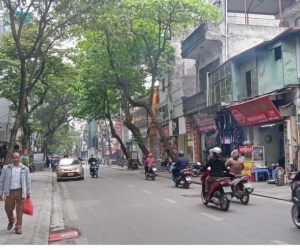 Chỉ 5.7 tỷ-Sở hữu siêu phẩm nhà mới Trịnh Văn Bô-ô tô-thang máy-sổ...