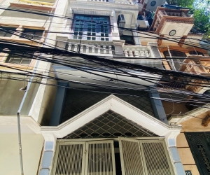 Bán nhà 4 tầng phố Tô Vĩnh Diện ô tô vào nhà diện tích 40 m, giá