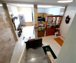 Bán nhà Thanh Xuân, dt70m2 mặt tiền rộng, gần oto ngõ thông, 2