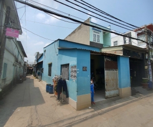 Cần bán nhà nhỏ tại hẻm bên hông nhà 345/11 Bình Thành- Phường Bình...