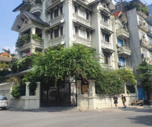 Bán nhà Hồ Ngọc khánh Kim Mã Ba Đình, 160m² căn góc  mặt tiền12m