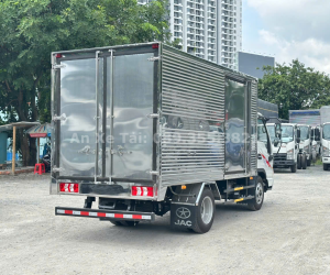 Bán xe tải JAC H250 Thùng Kín dài 3m8