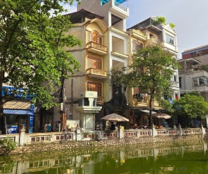 Cầu Giấy vip... view hồ kinh doanh nhỉnh 10ty 35m x5 tầng.