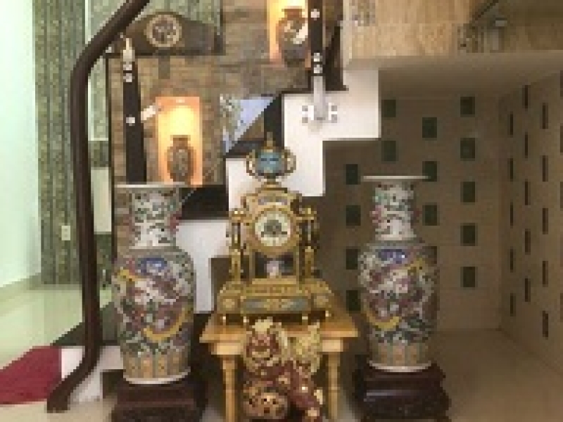 BÁN NHÀ 3 LẦU + SÂN THƯỢNG – NGUYỄN THỊ MINH KHAI, P.5, QUẬN 3