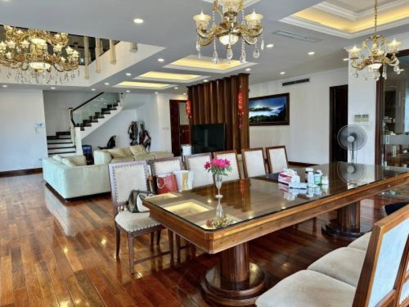 ????Siêu Penthouse Tú Mỡ, Cầu Giấy 401m2, Nội thất VIP, Bể bơi riêng,