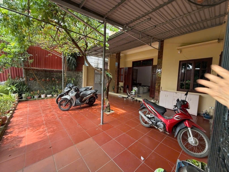 ????????????NHÀ VƯỜN -  PHÂN LÔ - 2 MẶT NGÕ - VIEW HỒ - Ô TÔ - Ở