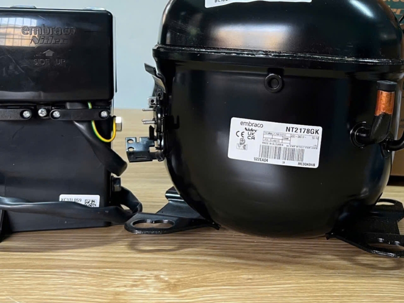 lốc tủ lạnh Embraco 1HP, R404, model NT2178GK