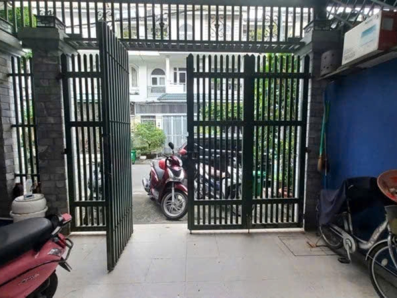 Bán Nhà Đẹp Đắc Địa Nhất Khu, Giá Rẻ Ngay Tại Nhơn Phú, Thủ Đức.