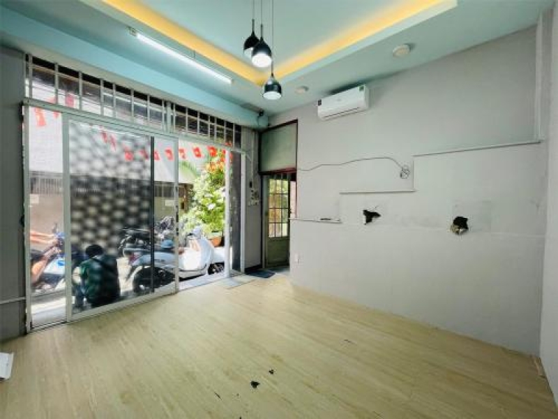 BÁN NHÀ 2 TẦNG 3 PHÒNG NGỦ, 3 WC - HXH NGUYỄN ĐÌNH CHÍNH, P.15, PHÚ