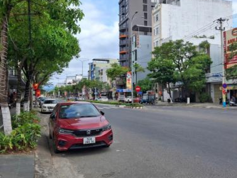 BÁN ĐẤT VÀNG 2 MẶT TIỀN – TRUNG TÂM HẢI CHÂU – 1454M² – GIÁ 135 TỶ