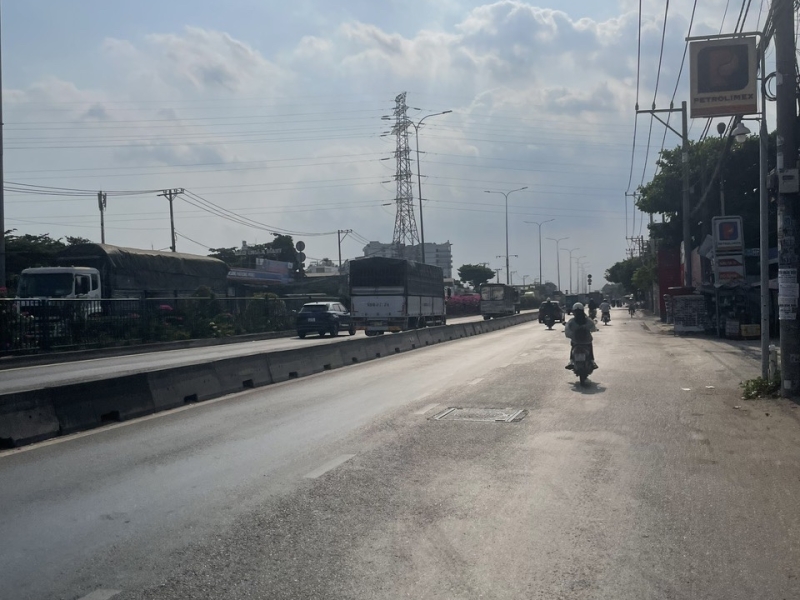Bán đất mặt tiền 120x100m giá 500 tỷ Đường Quốc Lộ 1A