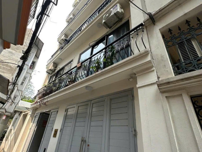 Tây Hồ Siêu phẩm 67m, 7 tầng, cầu thang máy xịn! 12 phòng khép kín!