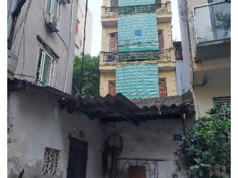 Nhà Tây Hồ trích Sài 40m, view Hồ Tây, 2 mặt ngõ, oto đỗ cửa, mảnh