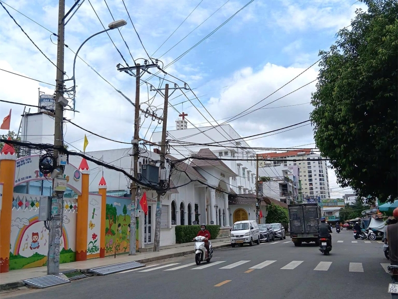 BÁN NHÀ TRUNG TÂM, TÂN PHÚ - 63M2, SỔ HỒNG RIÊNG - GIÁ CHỈ 4.7 TỶ -