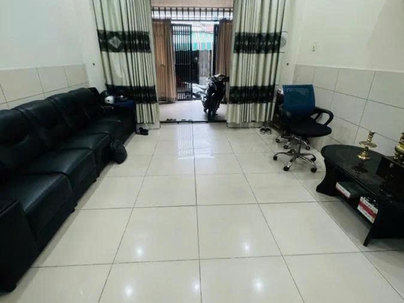 BÁN GẤP NHÀ - HẼM  Ô TÔ - DIỆN TÍCH 78,6M2 (4M X 19,6M) ,TÂN