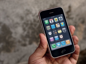 Bạn có biết iPhone 3 ra đời năm nào, vì sao được ưa chuộng?