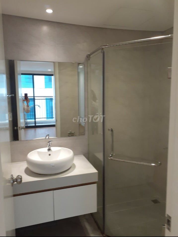 Căn hộ làm văn phòng đường Huỳnh Thúc Kháng, Hà Nội, dt 75m2, 2