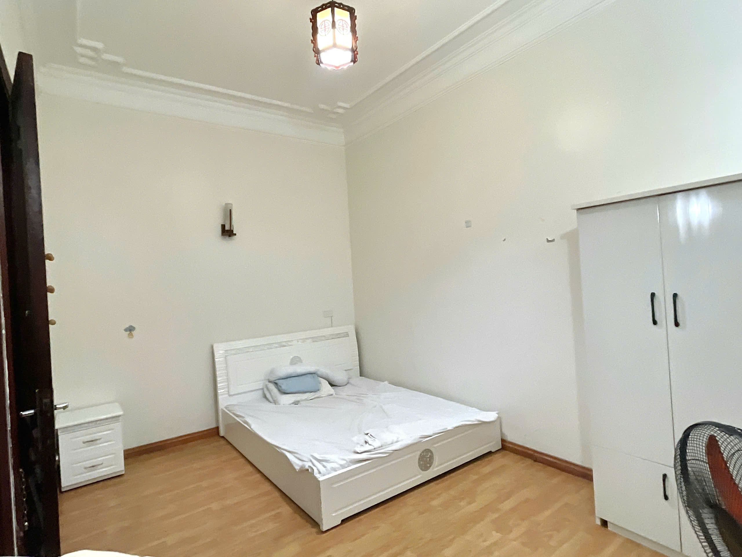 Nhà mình còn 1 căn mặt đường phố Mai Hắc Đế cách Vincom Bà Triệu