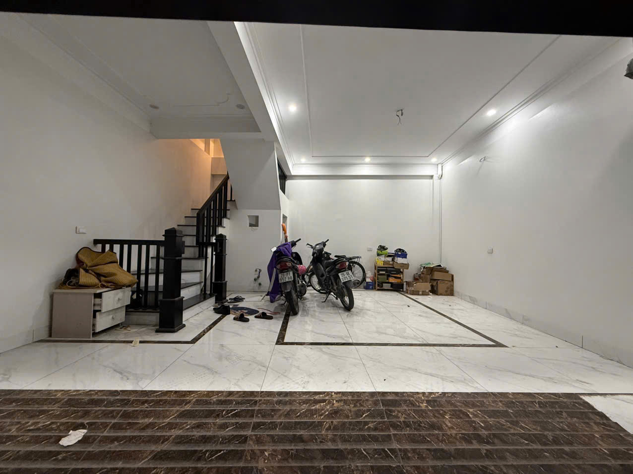 Nhà đẹp An Trai, 6 tầng, thang máy, ô tô đỗ cửa, lô góc, kinh doanh