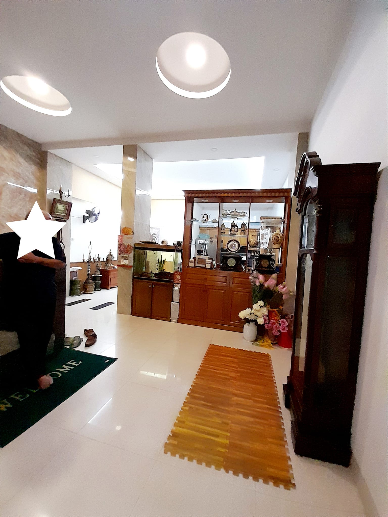 Bán nhà Thanh Xuân, dt70m2 mặt tiền rộng, gần oto ngõ thông, 2