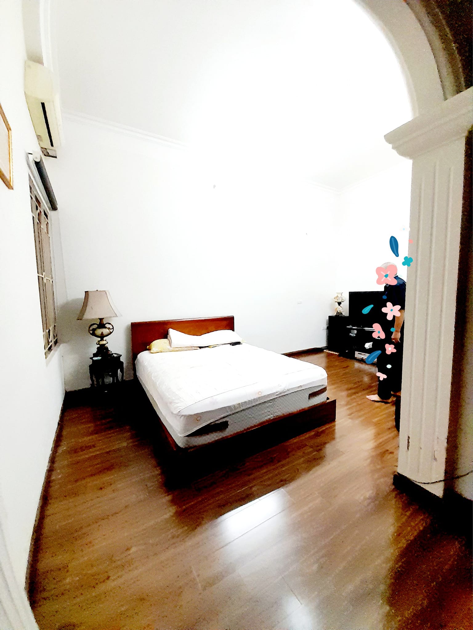 Bán nhà Thanh Xuân, dt70m2 mặt tiền rộng, gần oto ngõ thông, 2