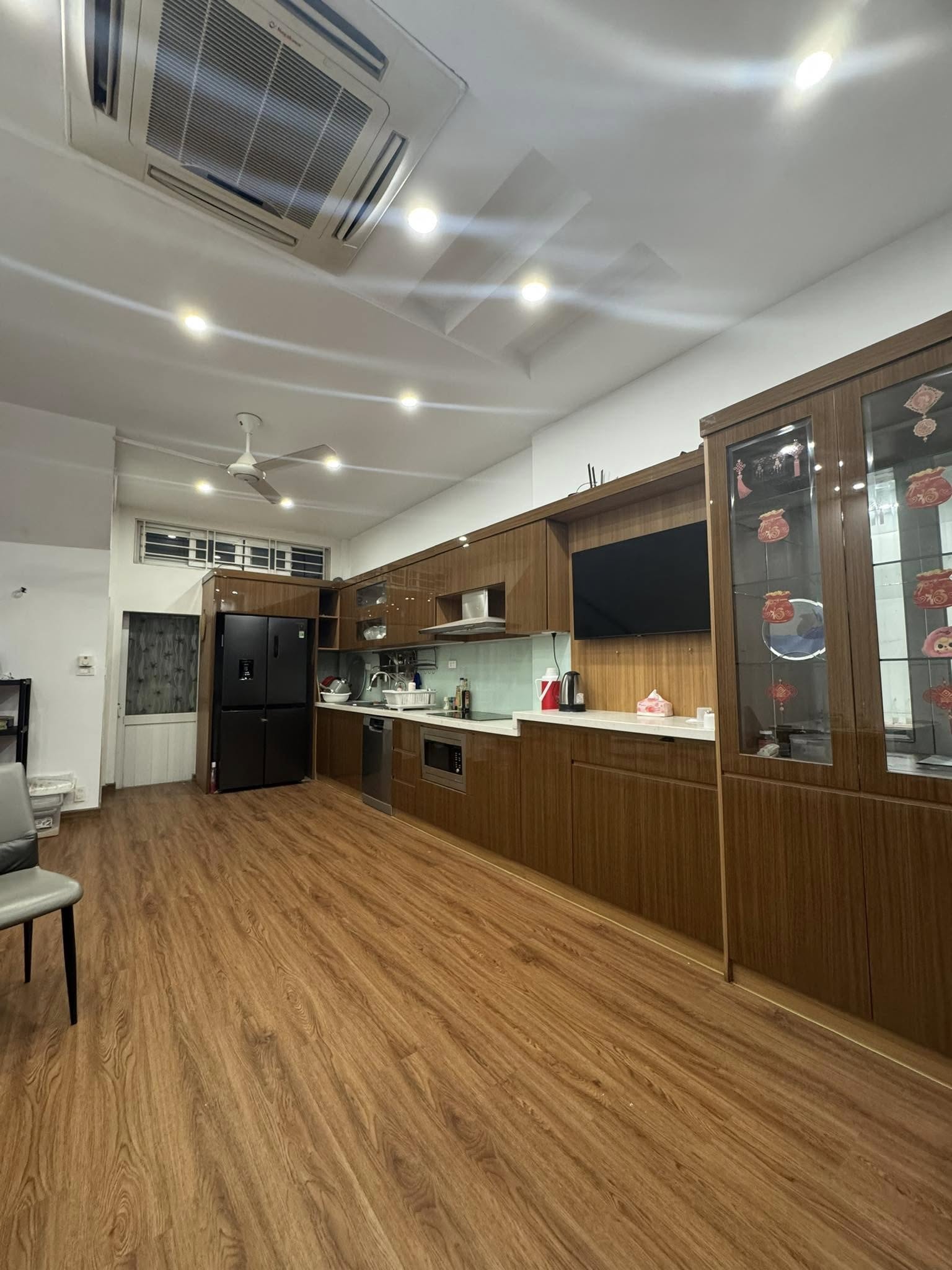 CẦN BÁN NHÀ QUAN NHÂN THANH XUÂN - DT55M2 5 TẦNG GẦN PHỐ, TRƯỜNG,