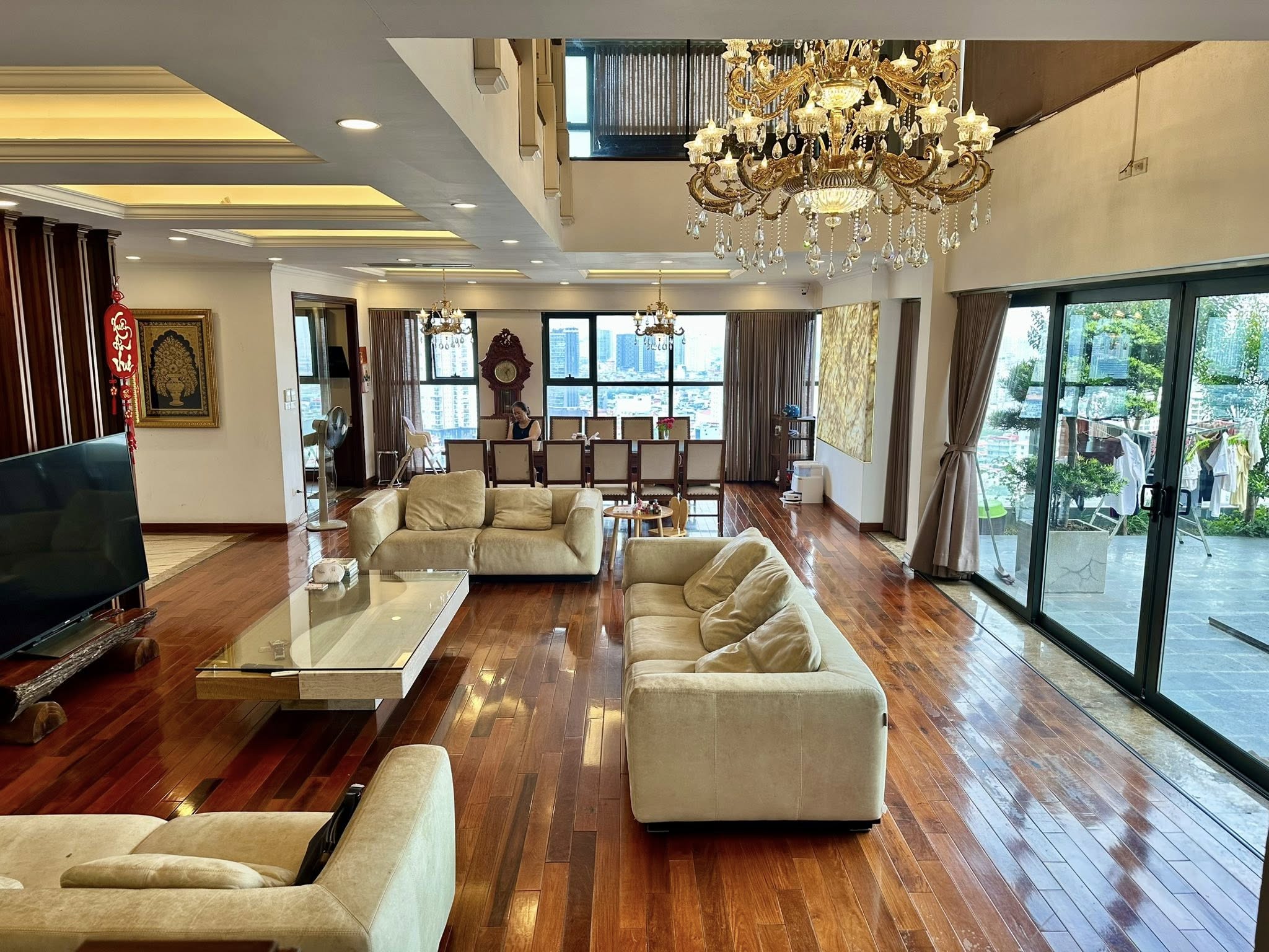 ????Siêu Penthouse Tú Mỡ, Cầu Giấy 401m2, Nội thất VIP, Bể bơi riêng,