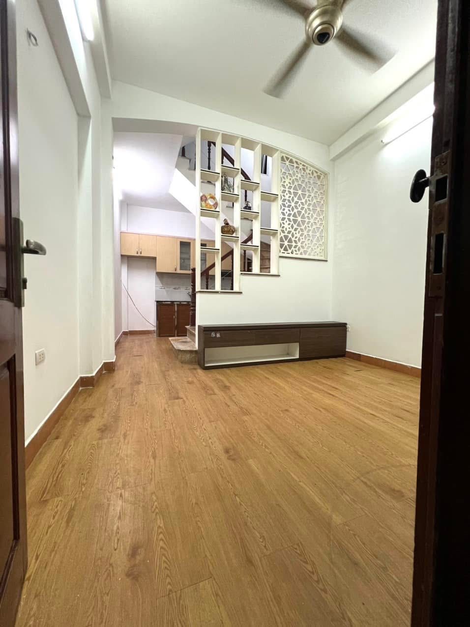 ????Ngõ thông, 3 gác đỗ cửa, Yên Hòa, Cầu Giấy 26/30m 5T, gần phố,