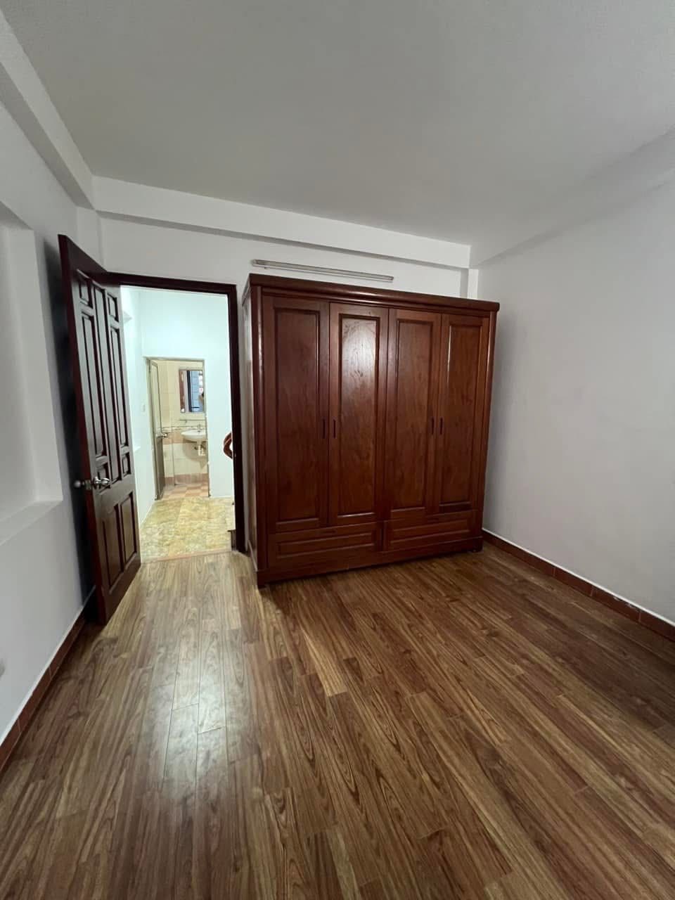 ????Ngõ thông, 3 gác đỗ cửa, Yên Hòa, Cầu Giấy 26/30m 5T, gần phố,