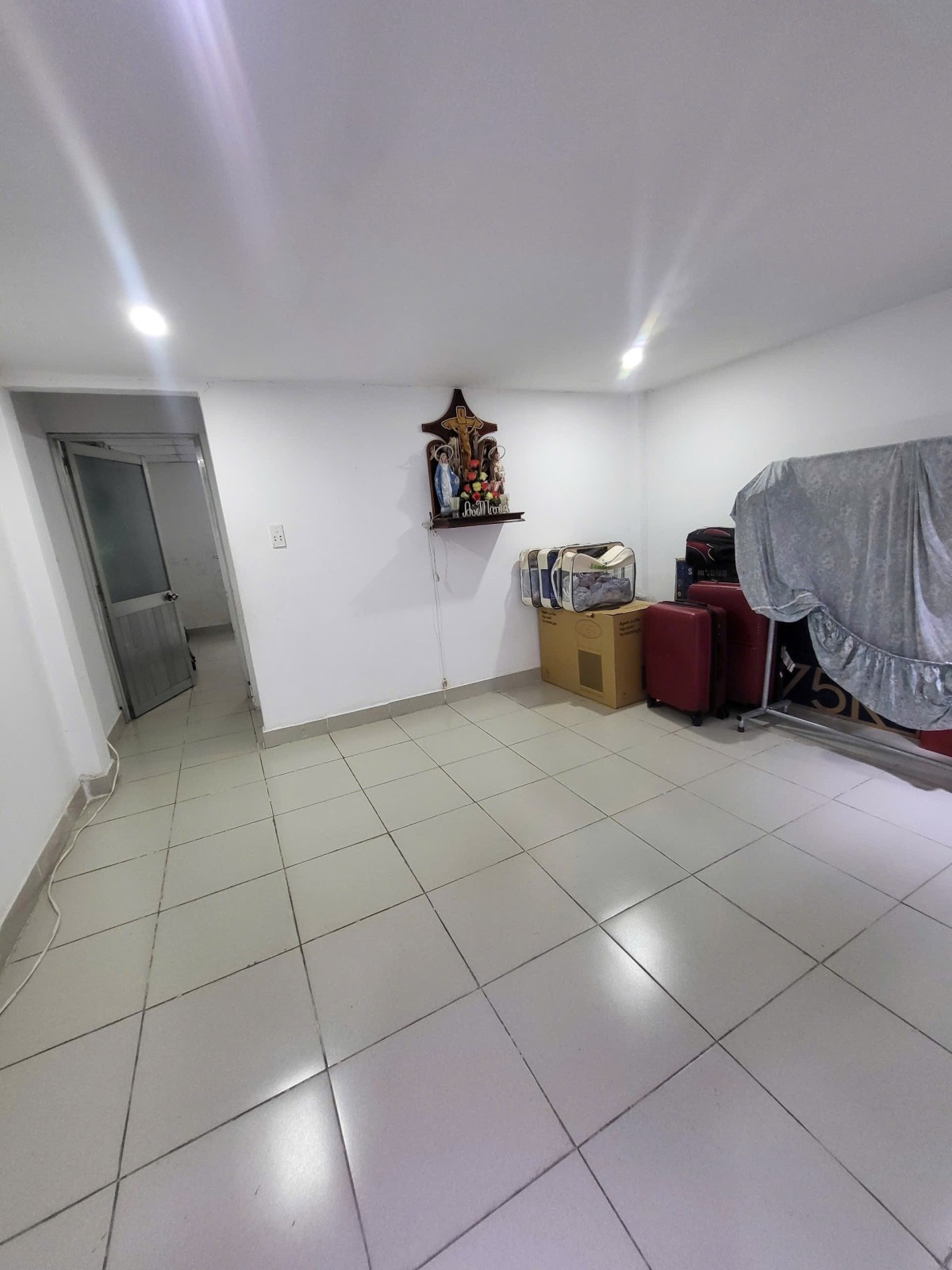 Nhà 2 tầng Hiệp Bình Chánh Thủ Đức, ngang 5m, giá 4.35 tỷ còn