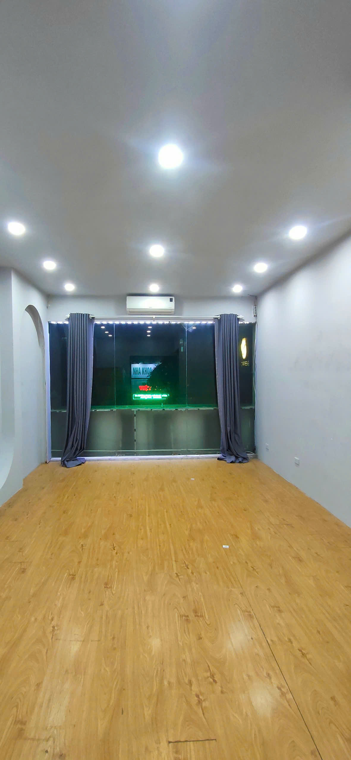 CHO THUÊ NHÀ MẶT PHỐ 161 KIM MÃ – 2 TẦNG – MẶT TIỀN 4.4M – GIÁ TỐT