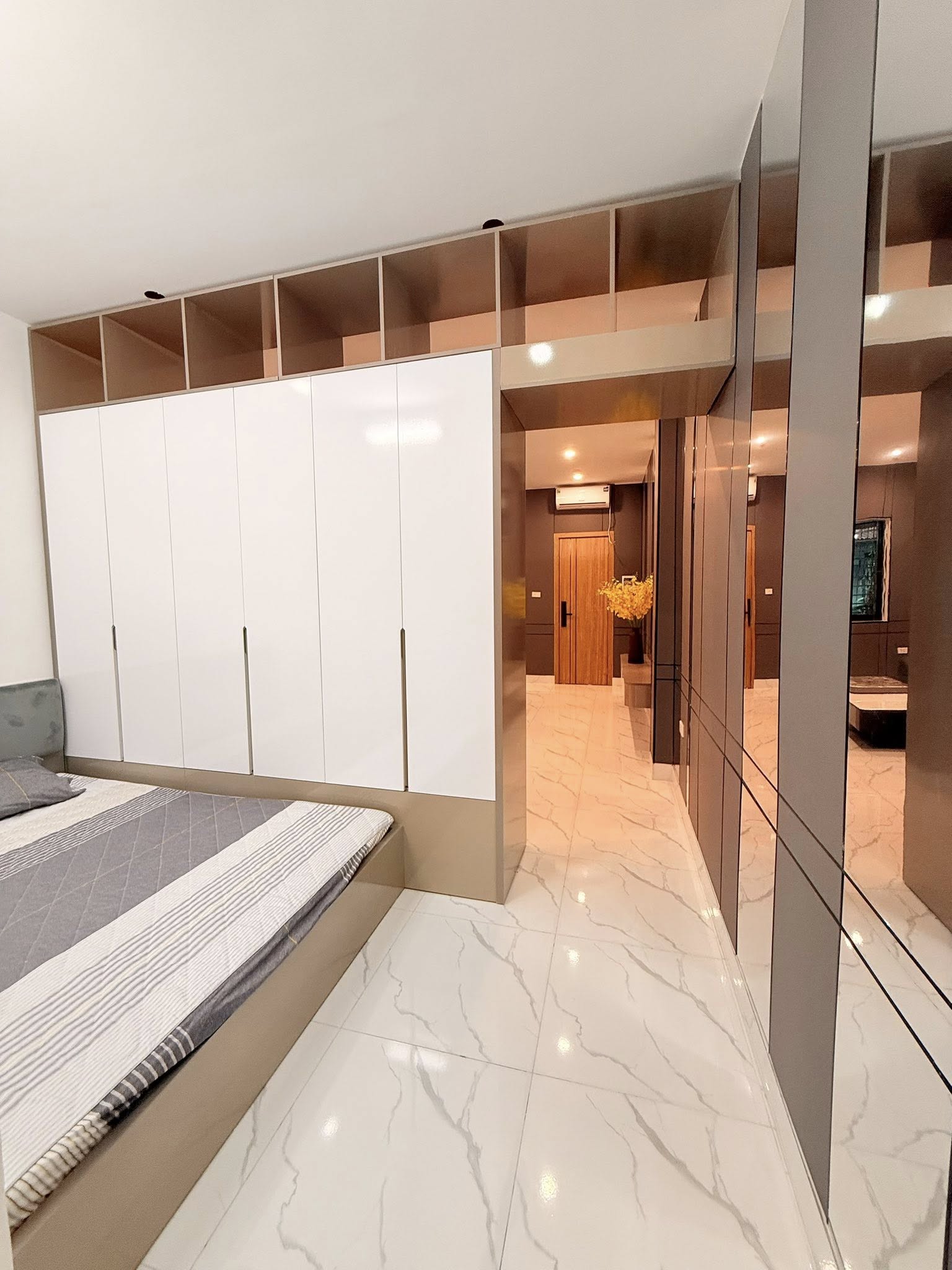 ????Siêu Tập thể Thái Thịnh 115m2, 3 ngủ, Nội thất cực chất, trung