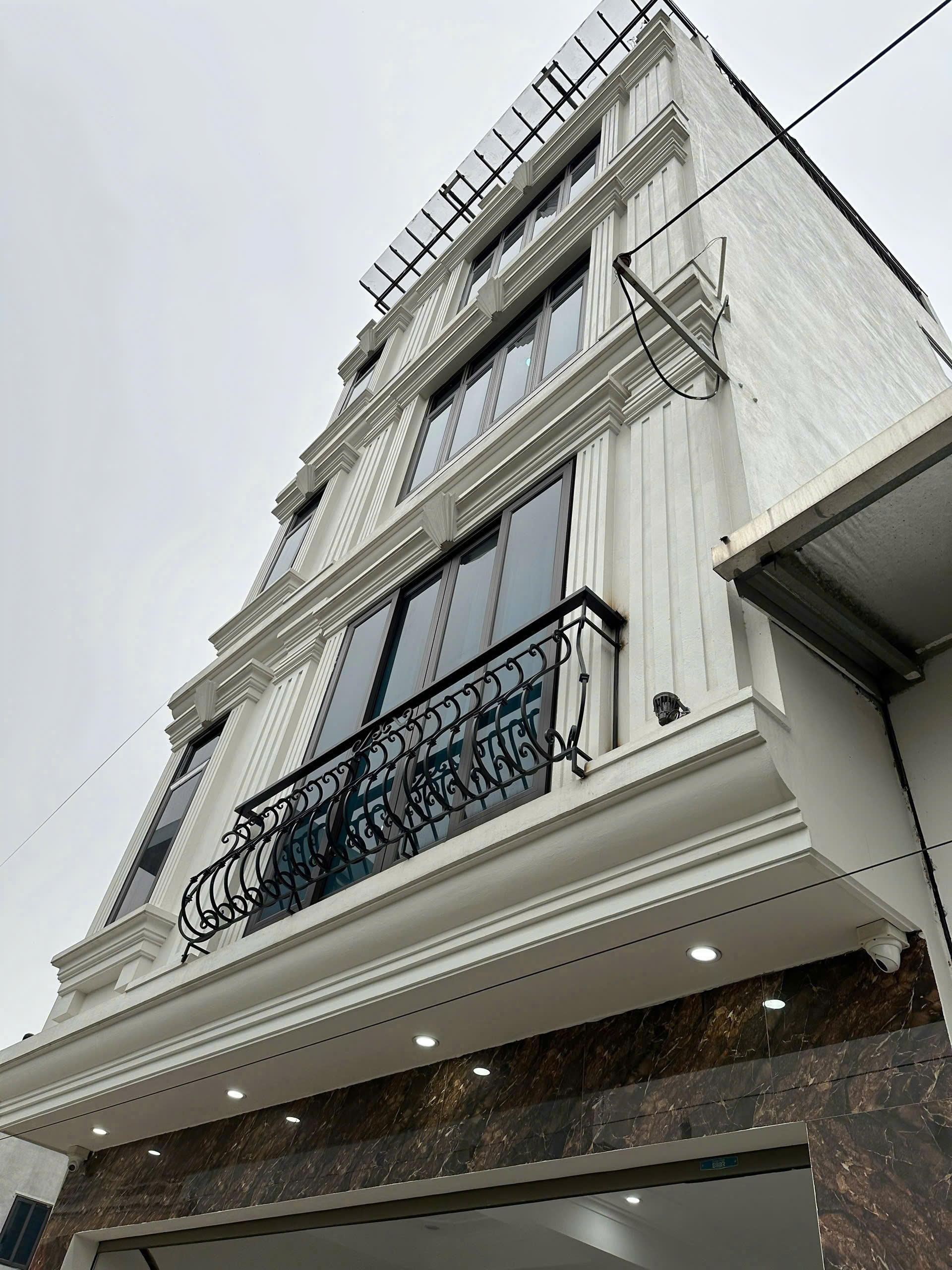 Bán gấp nhà dân xây tại Thị Trấn Phùng, 32m, xây 4 tầng 3,65 tỷ, ô