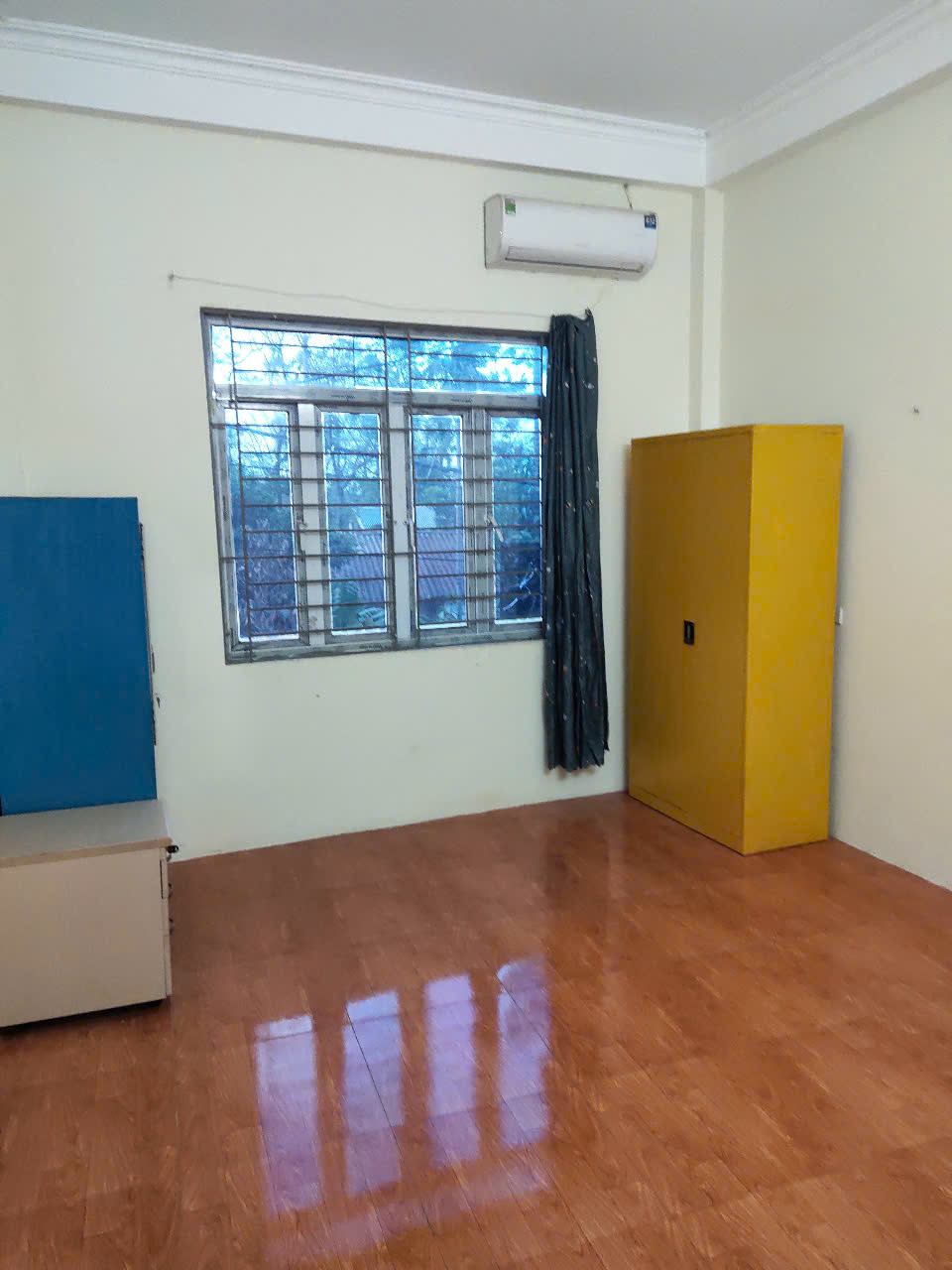 Tôi cần cho thuê 2,5 tầng 3 ngủ số 16 ngõ 28 đường An Thắng, Biên