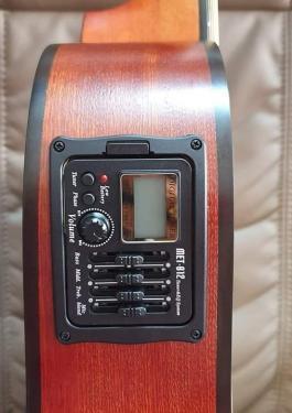 Nhận sửa đàn guitar giá siêu rẻ tại hcm guitar tán phát