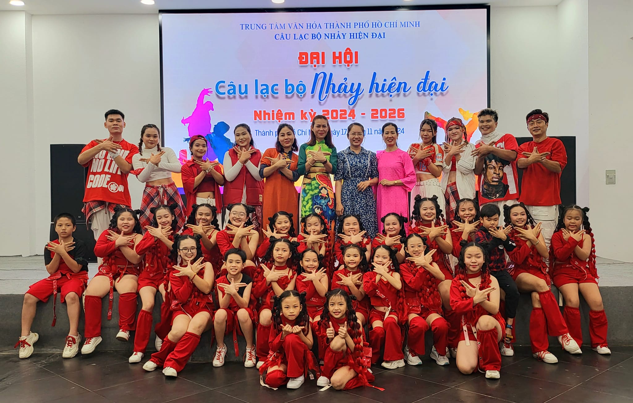 Dạy nhảy tiktok cho trẻ em tại Quận Tân Bình, Q10,Q11