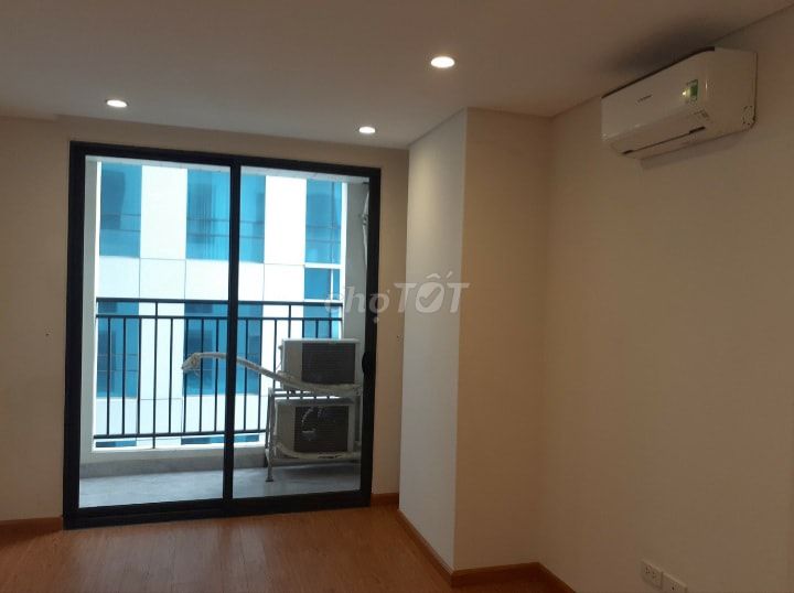 Căn hộ làm văn phòng đường Huỳnh Thúc Kháng, Hà Nội, dt 75m2, 2