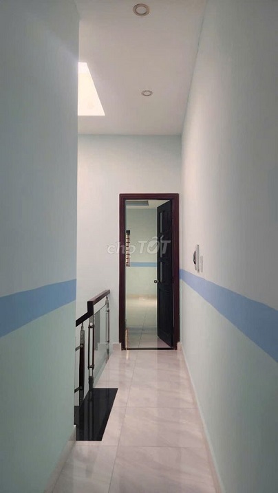 Cho Thuê Nhà Nguyên Căn Chính Chủ Nằm Ngay Mặt Tiền Đường Trần Văn