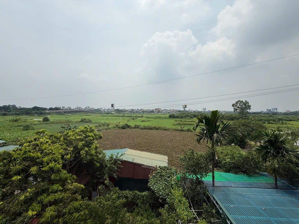 ????????????NHÀ VƯỜN - PHÂN LÔ - 2 MẶT NGÕ - VIEW HỒ - Ô TÔ - Ở