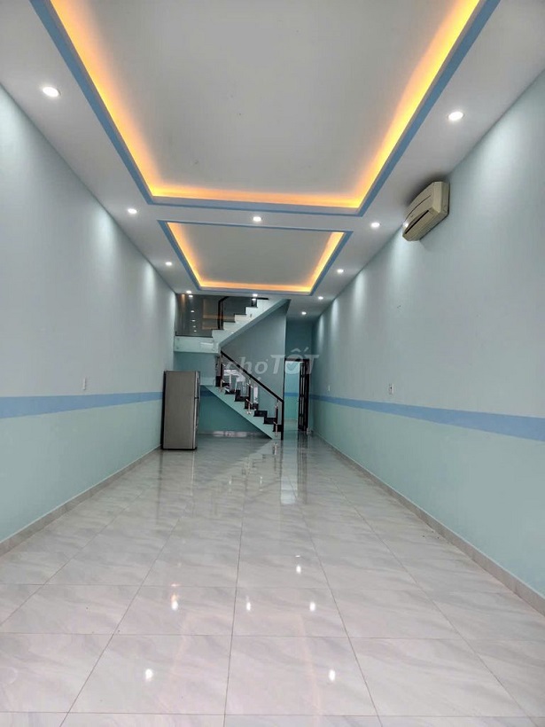 Cho Thuê Nhà Nguyên Căn Chính Chủ Nằm Ngay Mặt Tiền Đường Trần Văn