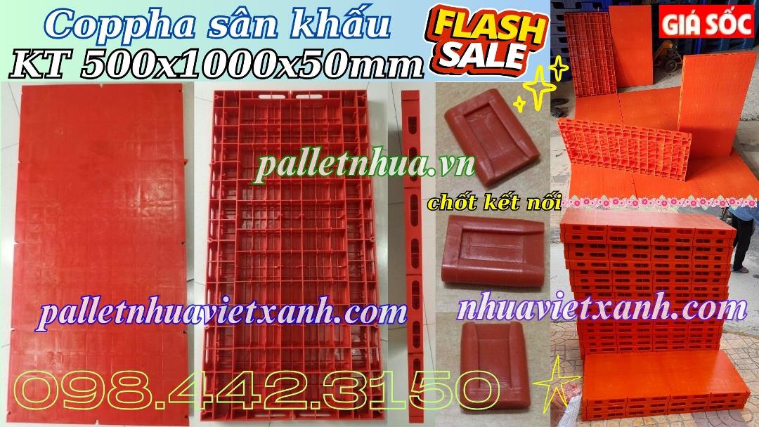 Pallet nhựa làm sàn sân khấu KT 500x1000x50mm