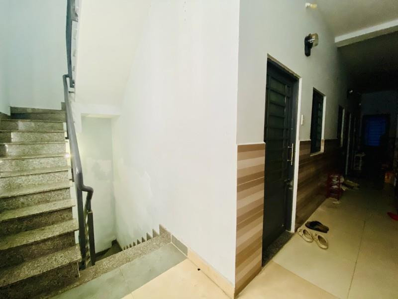 BÁN NHÀ HẺM NHƯ MẶT TIỀN – KHU SẦM UẤT GIÁP PHAN V. TRỊ  NGUYỄN V.