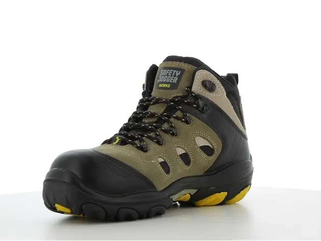 Top 9 đôi giày bảo hộ cao cấp đáng trải nghiệm