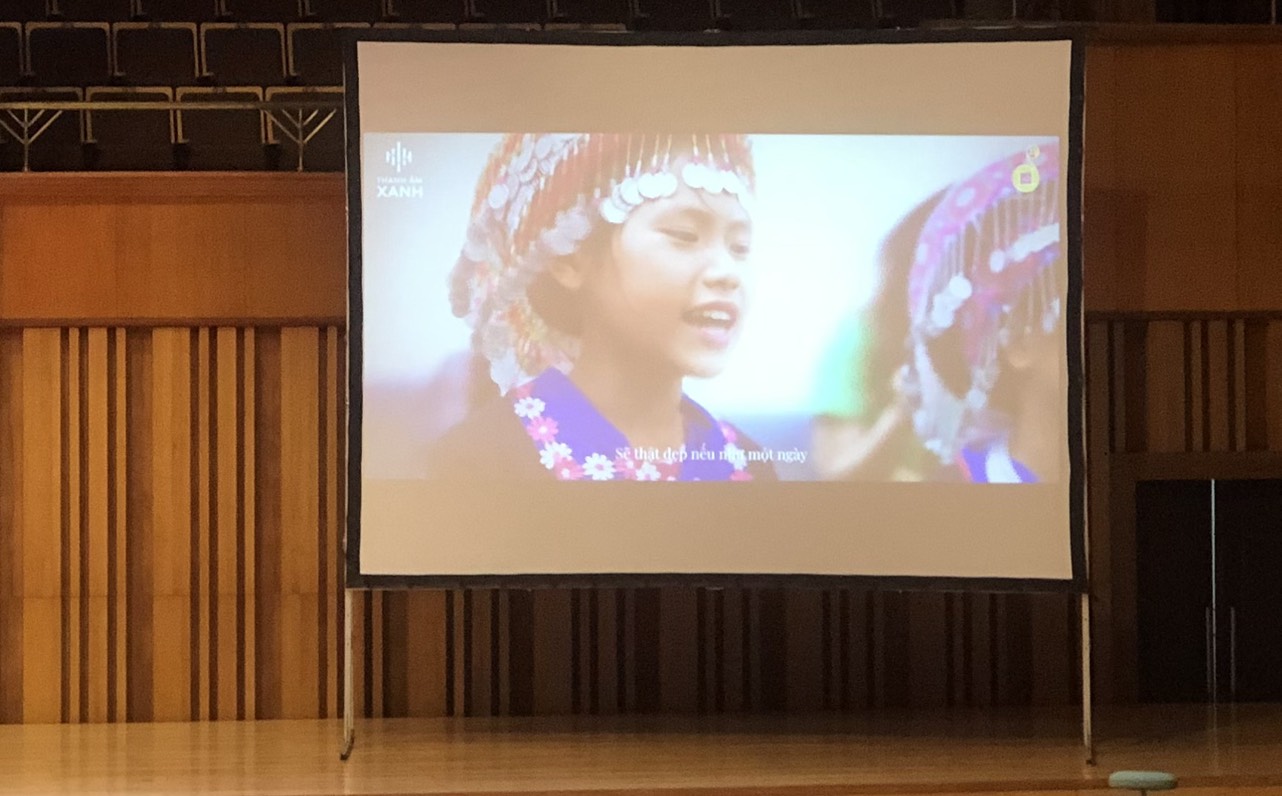 Cho Thuê máy chiếu màn chiếu giá rẻ Hà Nội