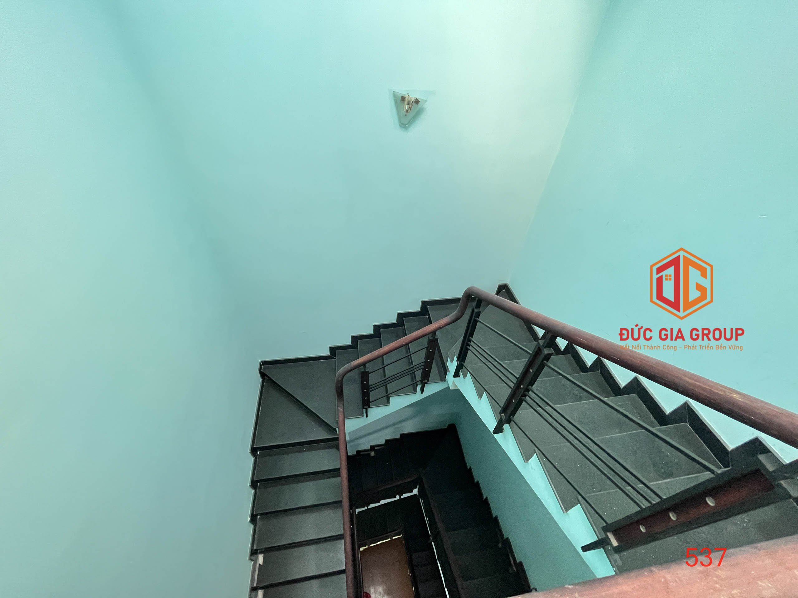 Cho thuê nhà Mặt Tiền Đồng Khởi, vị trí đẹp, có thang máy chỉ 25tr