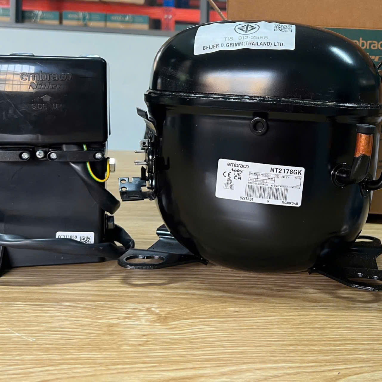 lốc tủ lạnh Embraco 1HP, R404, model NT2178GK