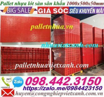 Pallet nhựa lót sàn sân khấu mặt kín màu cam – KT 500x1000x50mm