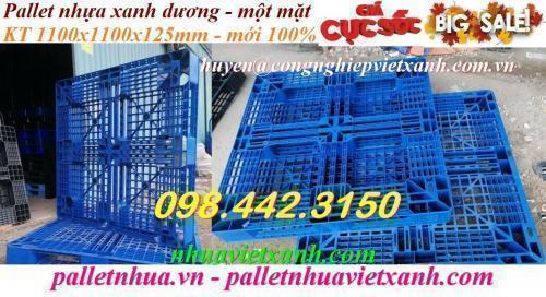 Pallet nhựa 1100x1100x125mm màu xanh hàng mới