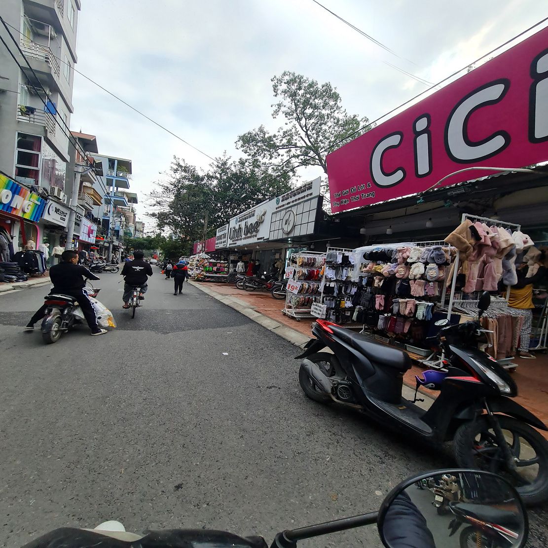 Bán đất Gia Lâm, Hà Nội. 200m2 khuôn 8x25 cực đẹp, đườn ô tô lớn.